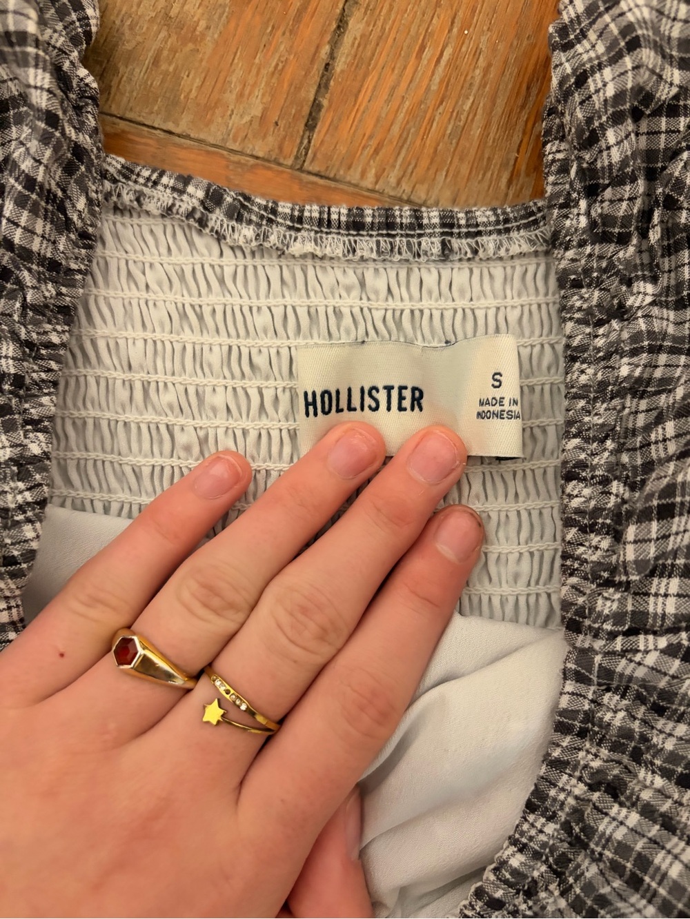 Hollister Black and White Tie Top - Picture 2 of 2